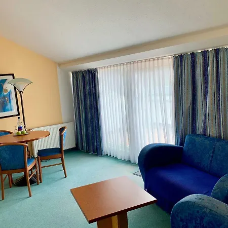 Hotell Quellenpark 3*