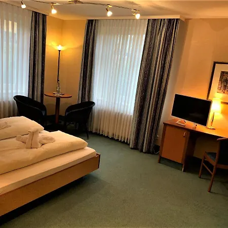 Quellenpark Hotell 3*