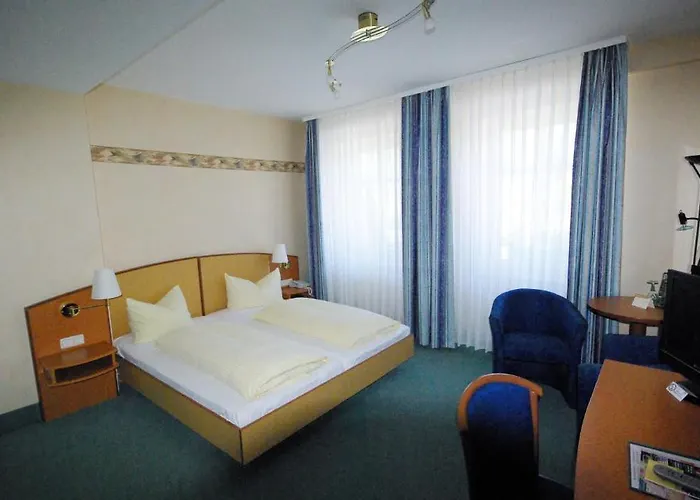 Quellenpark 酒店 3*